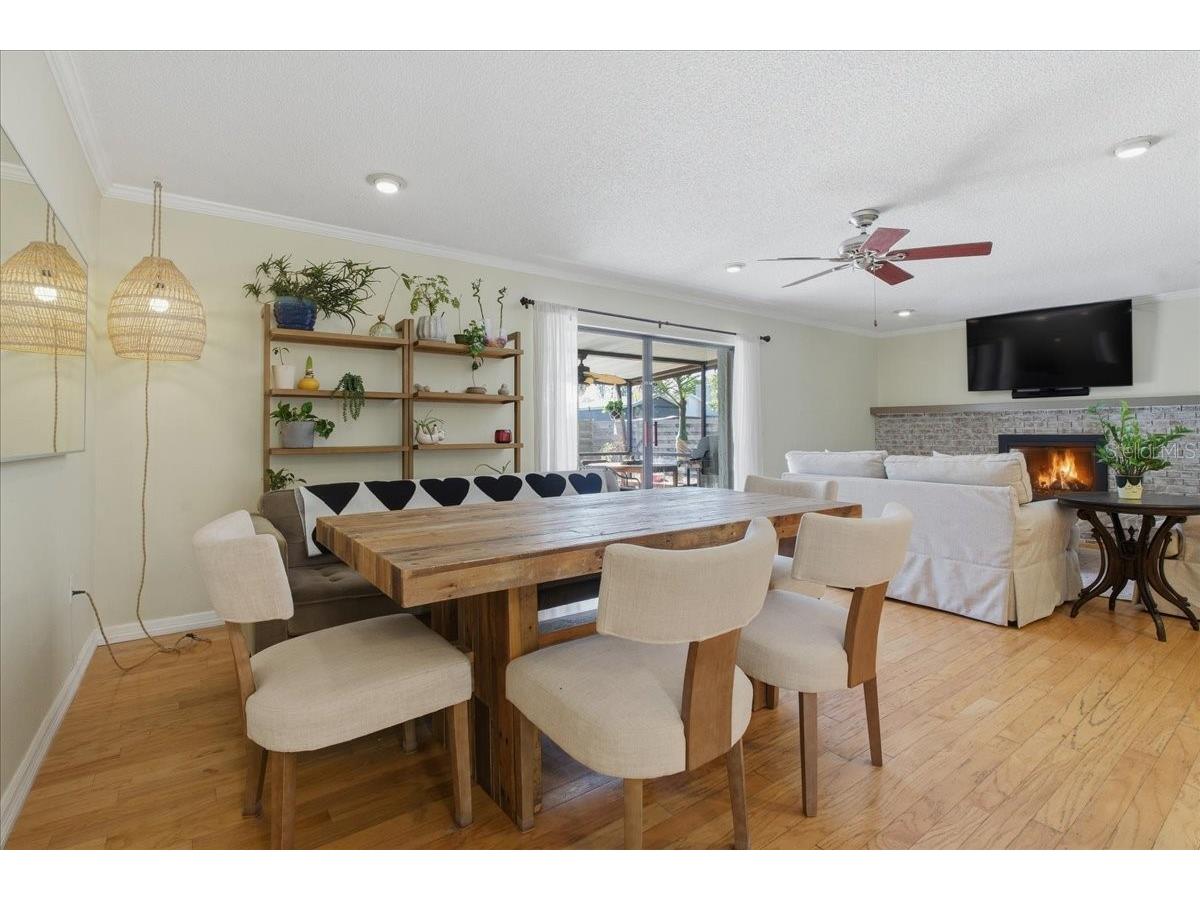 1467 Georgetowne Drive Sarasota FL 34232 A4686405 image10