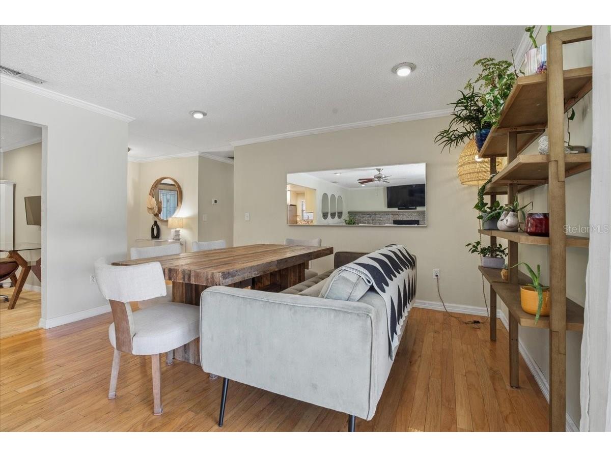 1467 Georgetowne Drive Sarasota FL 34232 A4686405 image11