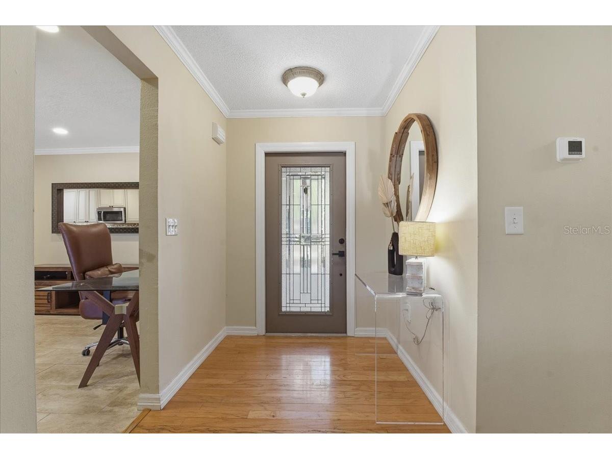 1467 Georgetowne Drive Sarasota FL 34232 A4686405 image16