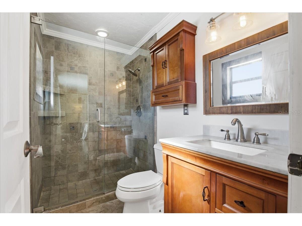 1467 Georgetowne Drive Sarasota FL 34232 A4686405 image25