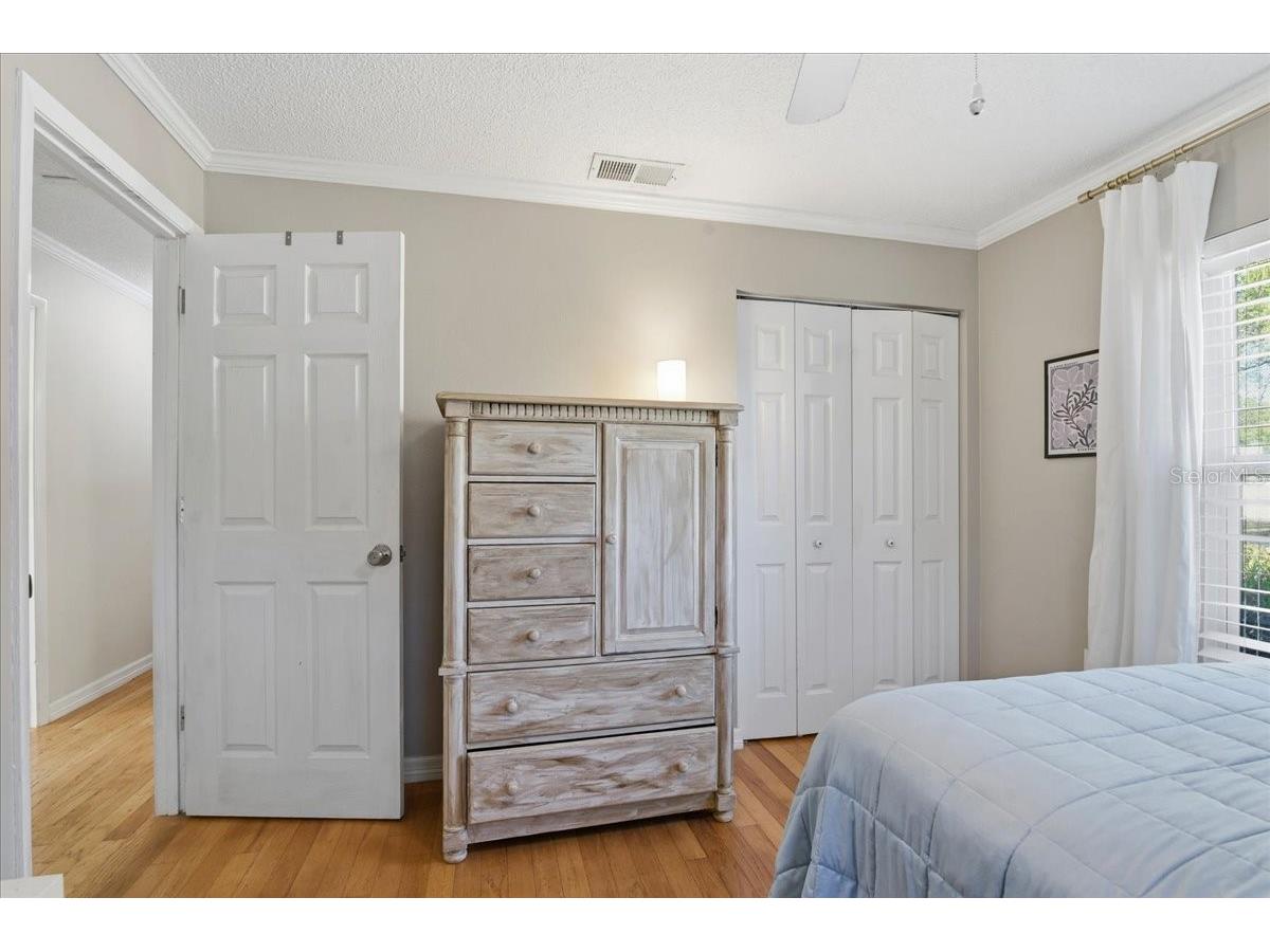 1467 Georgetowne Drive Sarasota FL 34232 A4686405 image28