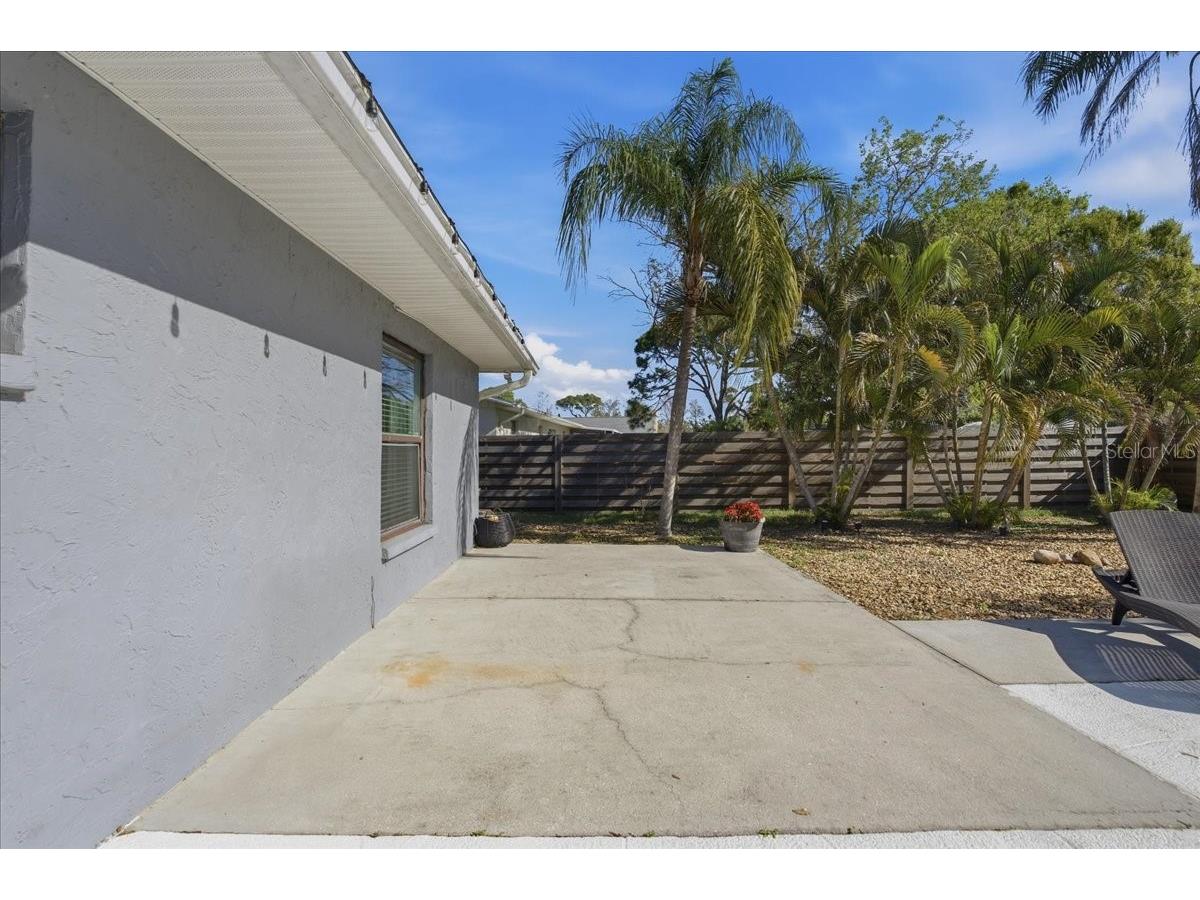 1467 Georgetowne Drive Sarasota FL 34232 A4686405 image38