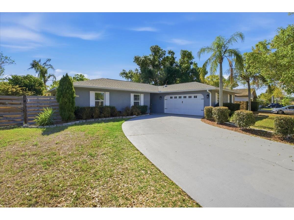 1467 Georgetowne Drive Sarasota FL 34232 A4686405 image41