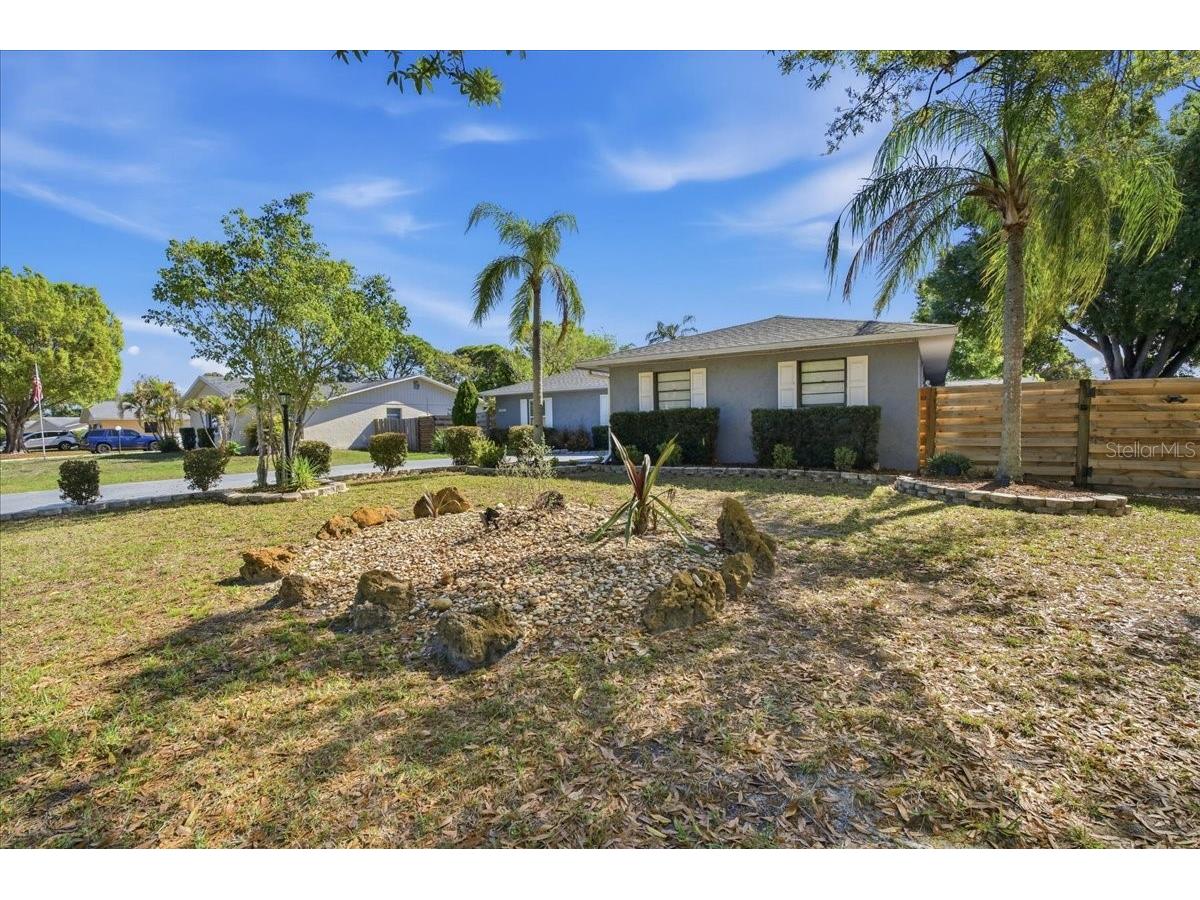 1467 Georgetowne Drive Sarasota FL 34232 A4686405 image42