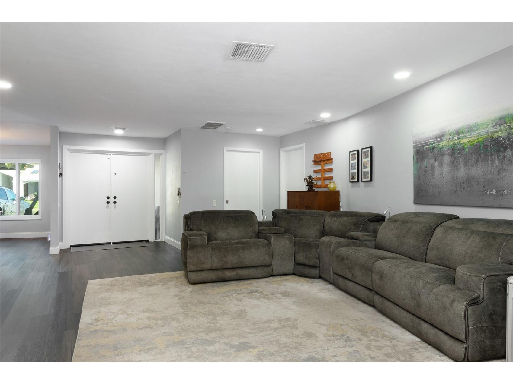 1467 Ridge Top Way Clearwater FL 33765 TB8457105 image10