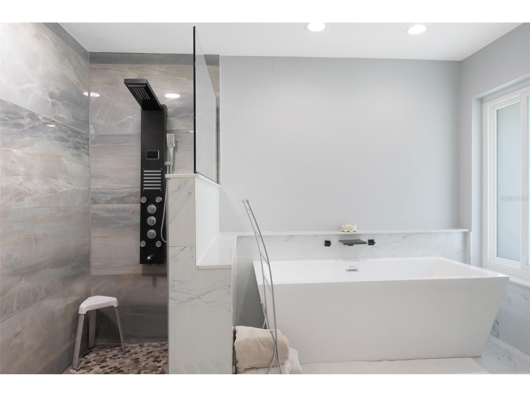 1467 Ridge Top Way Clearwater FL 33765 TB8457105 image24