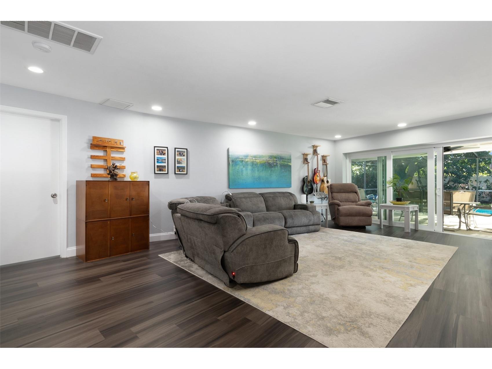 1467 Ridge Top Way Clearwater FL 33765 TB8457105 image8