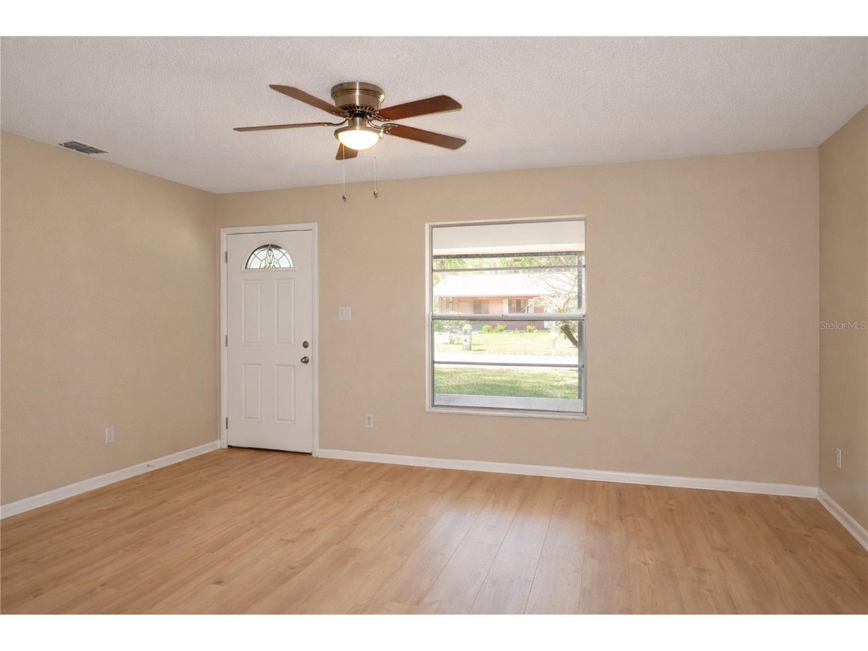 14670 Douglas Drive Dade City FL 33523 TB8485169 image5