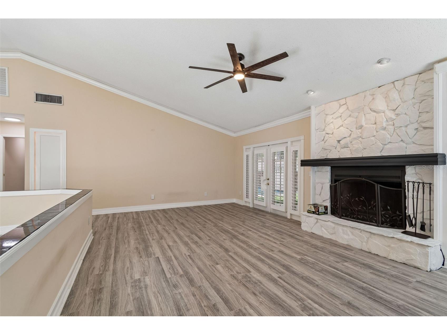 14675 Village Glen Circle Tampa FL 33618 TB8503540 image19
