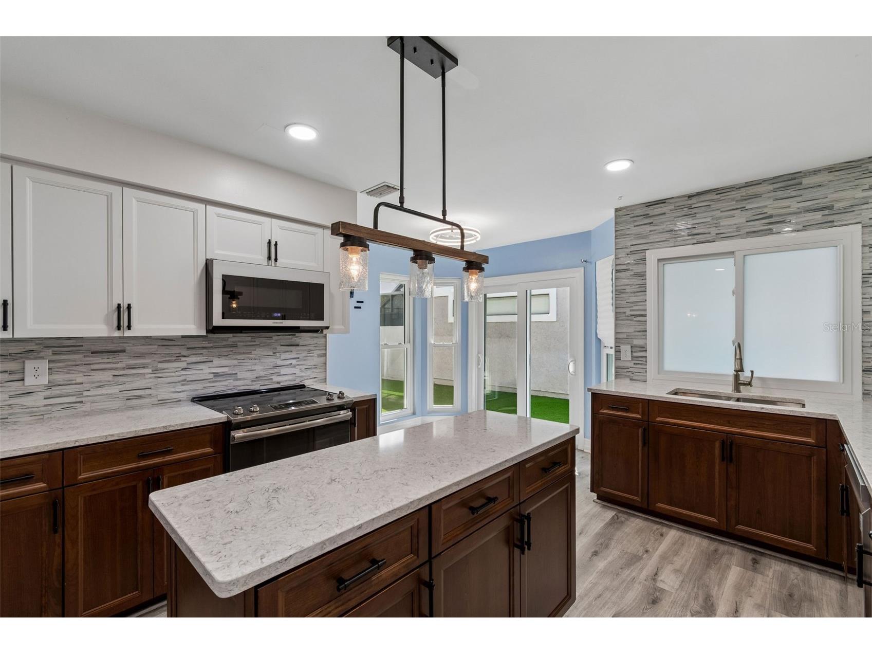14675 Village Glen Circle Tampa FL 33618 TB8503540 image21