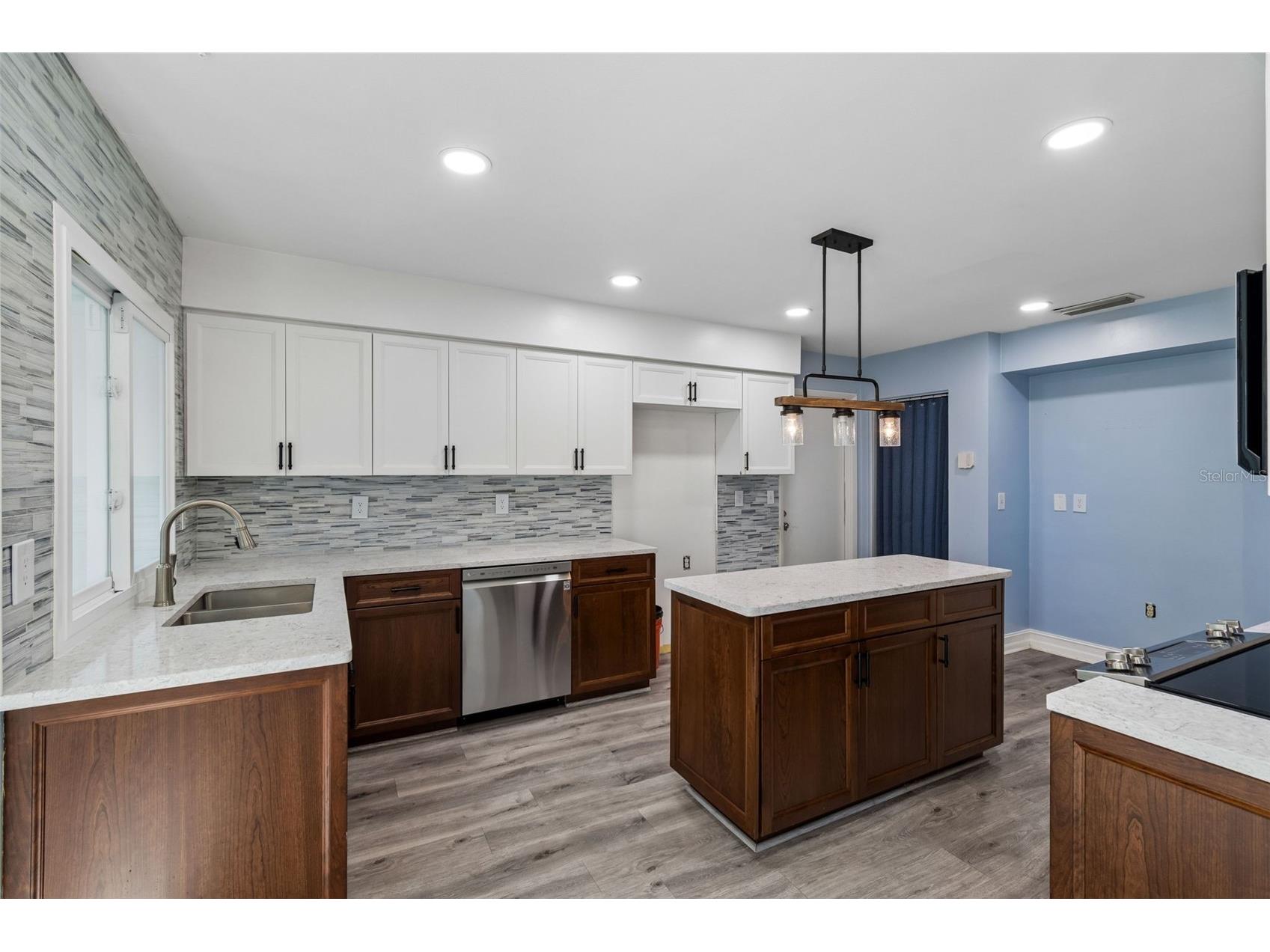 14675 Village Glen Circle Tampa FL 33618 TB8503540 image27