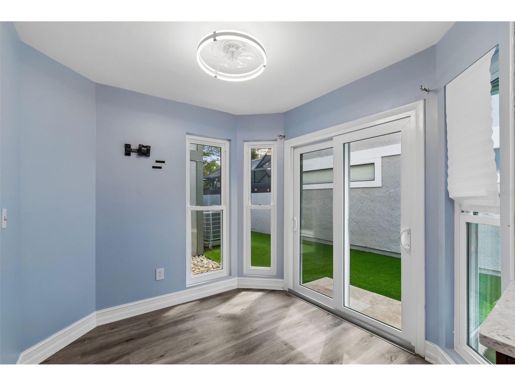 14675 Village Glen Circle Tampa FL 33618 TB8503540 image32