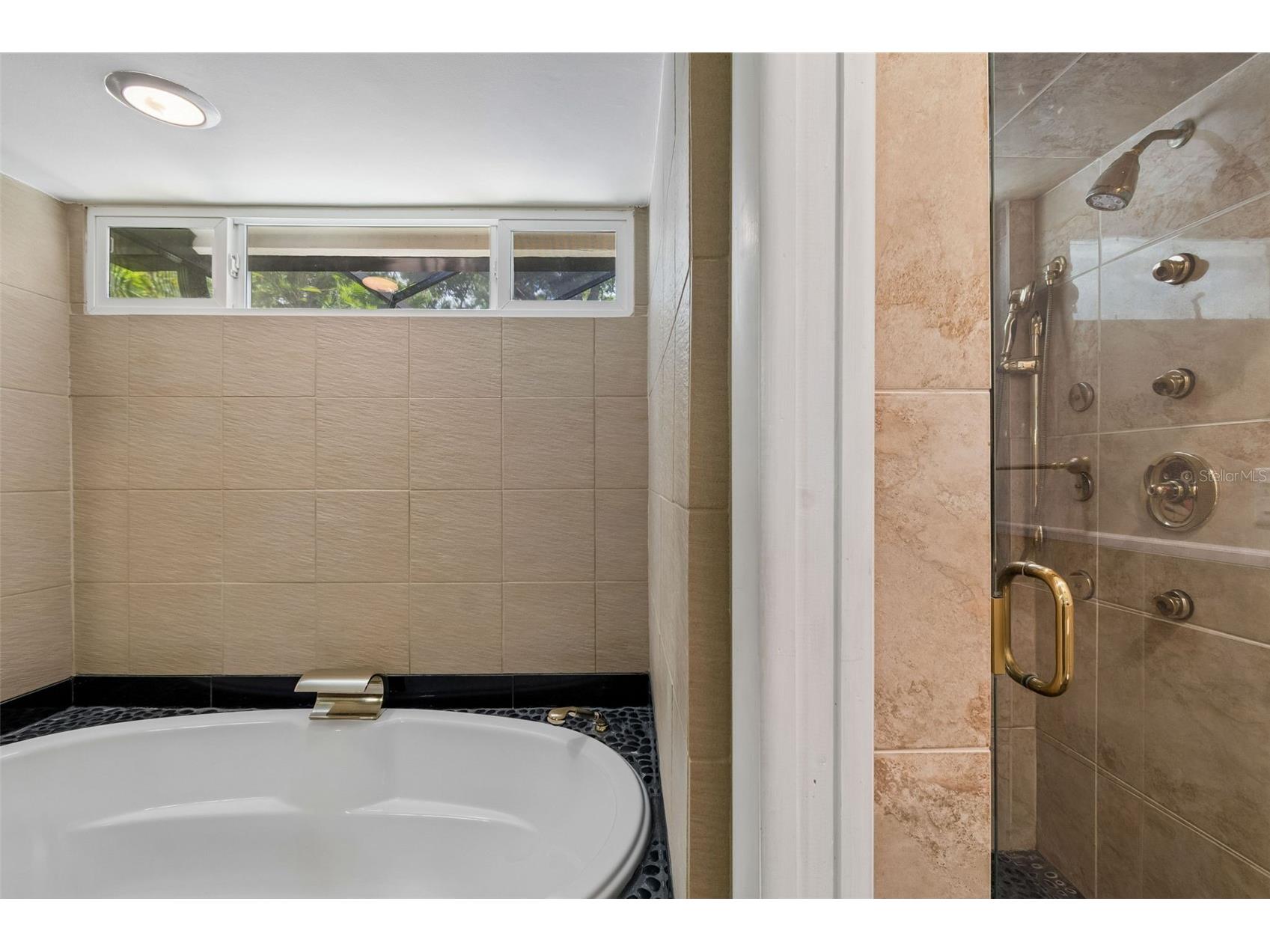 14675 Village Glen Circle Tampa FL 33618 TB8503540 image44