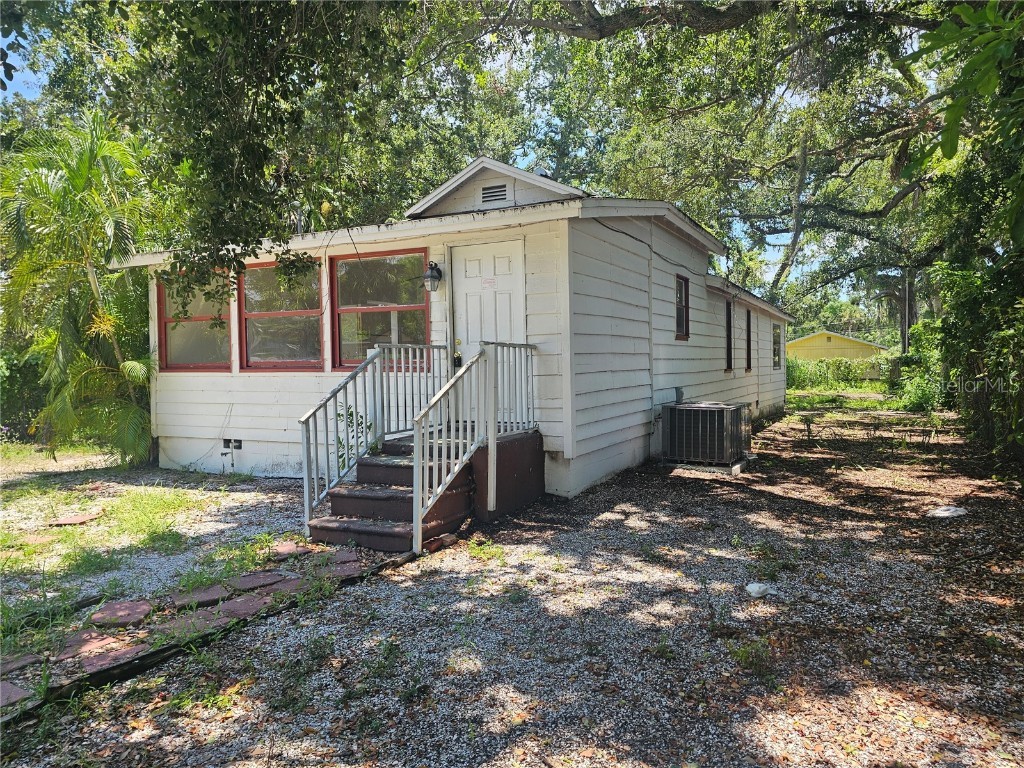 1468 19th Street Sarasota FL 34234 A4659472 image1