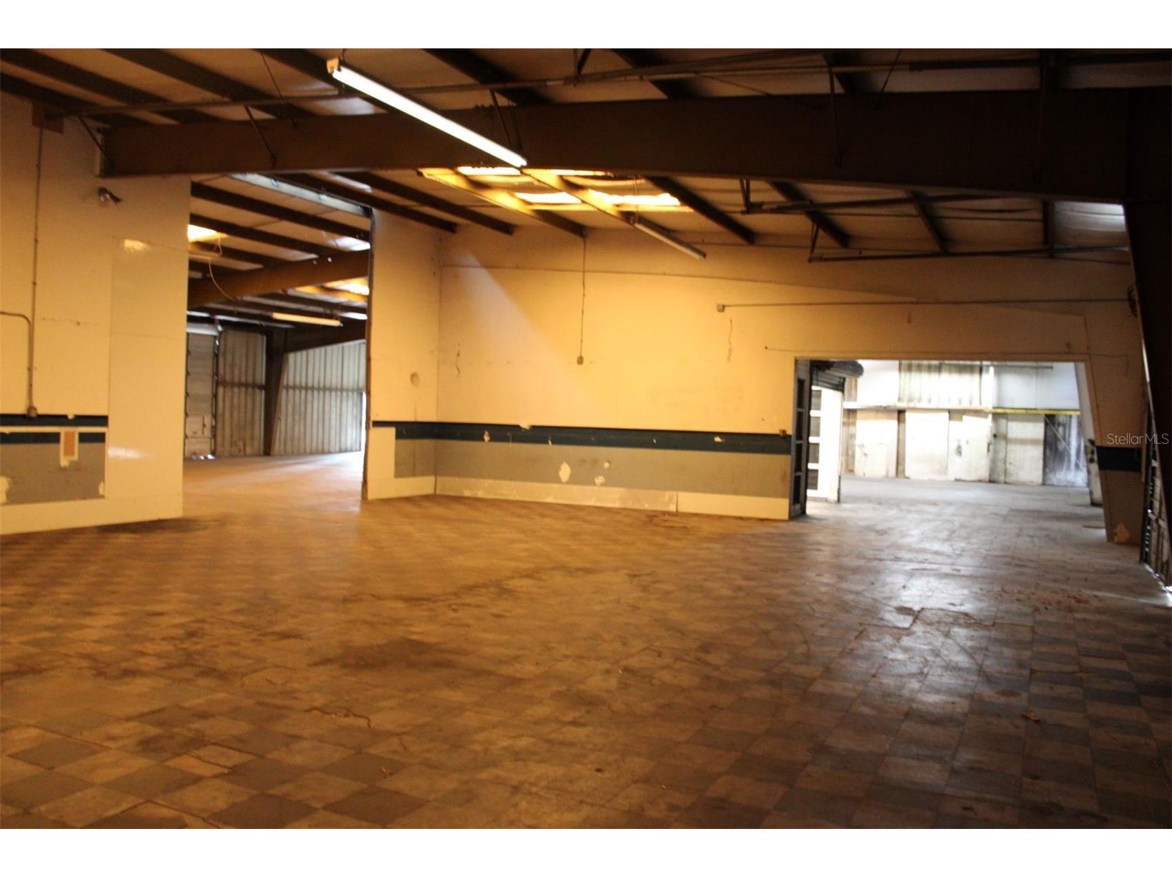 1468 L And R Industrial Boulevard #B Tarpon Springs FL 34689 TB8420199 image9