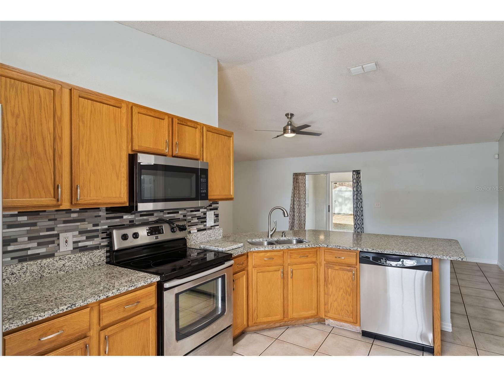 1469 Swan Place Kissimmee FL 34759 O6376204 image7