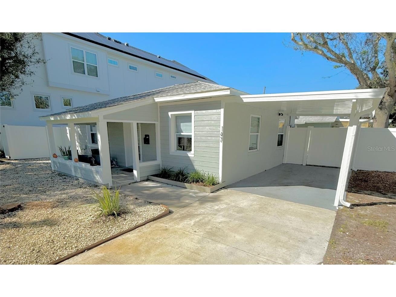 147 42nd Avenue NE Saint Petersburg FL 33703 TB8313281 image1