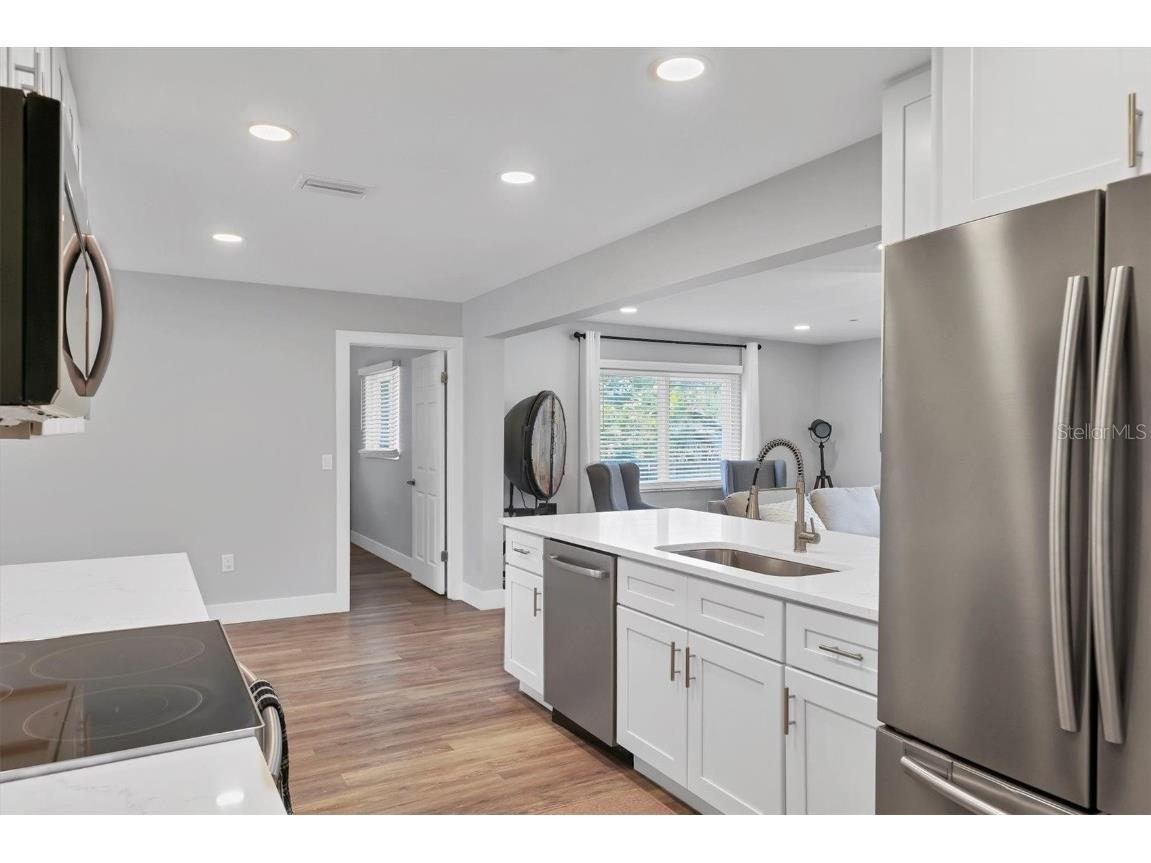 147 Adair Avenue Sarasota FL 34243 A4666450 image15