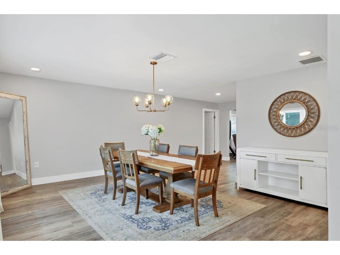 147 Adair Avenue Sarasota FL 34243 A4666450 image18