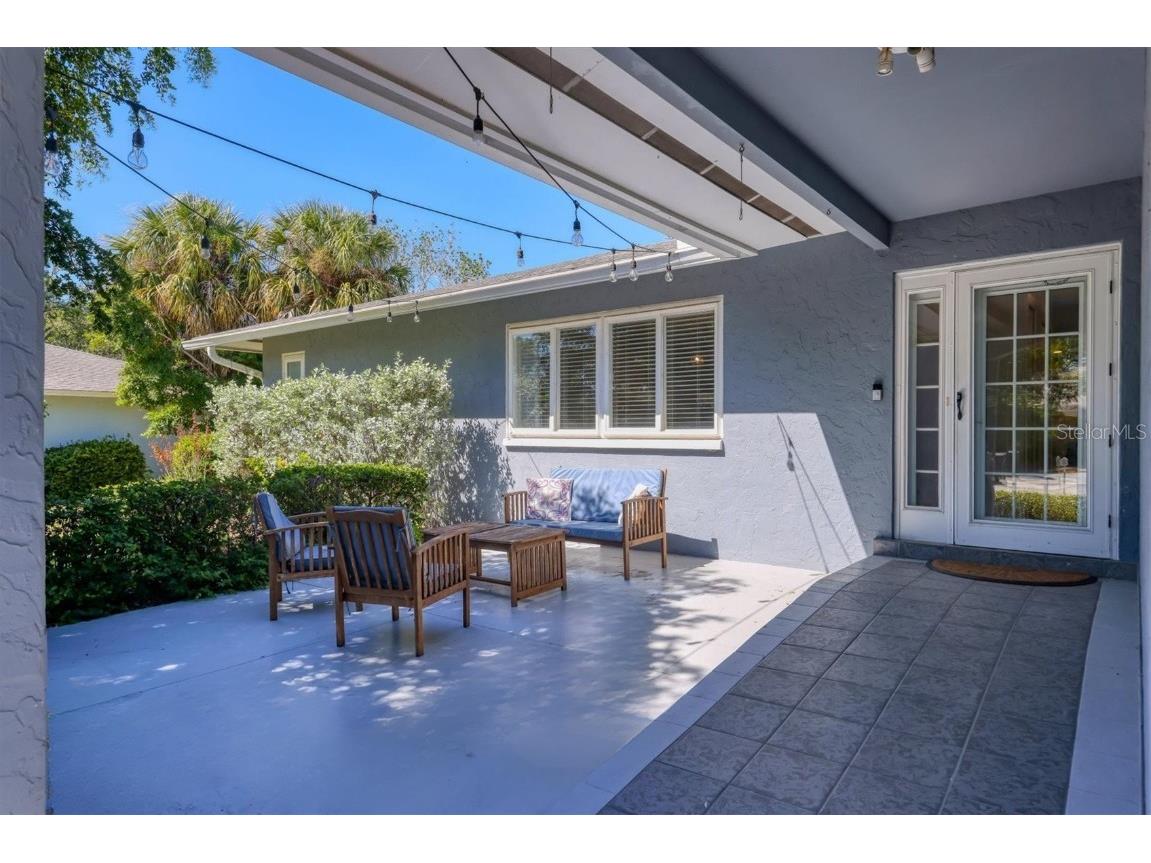 147 Adair Avenue Sarasota FL 34243 A4666450 image2