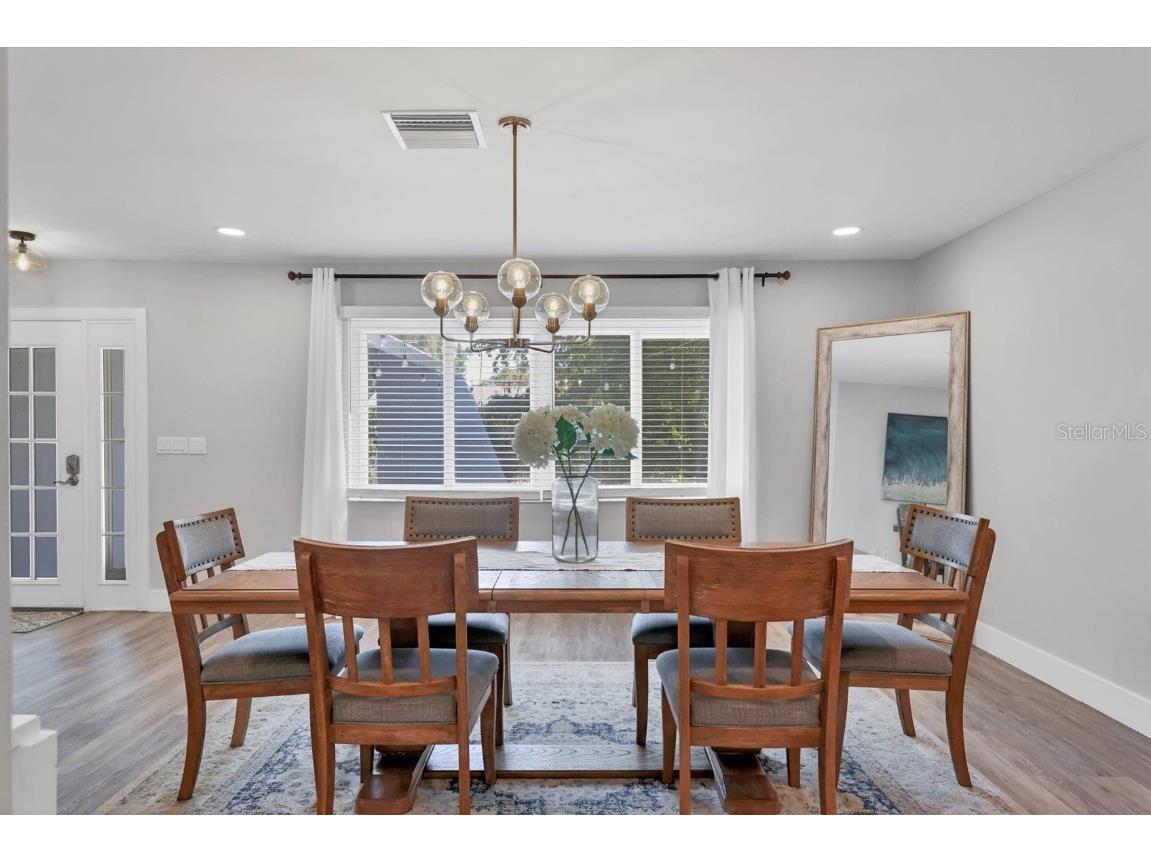 147 Adair Avenue Sarasota FL 34243 A4666450 image20