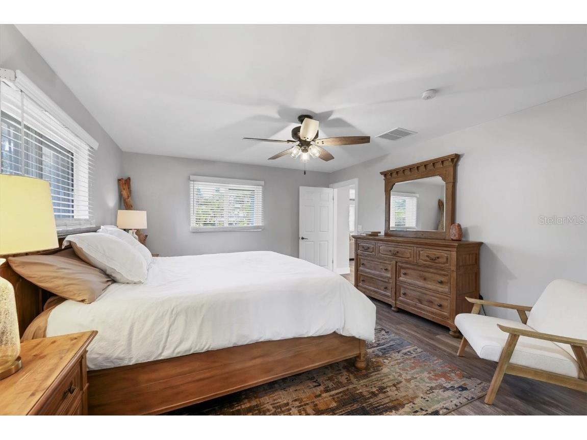 147 Adair Avenue Sarasota FL 34243 A4666450 image23