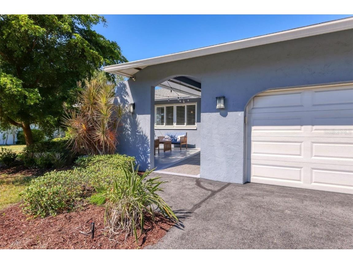 147 Adair Avenue Sarasota FL 34243 A4666450 image3