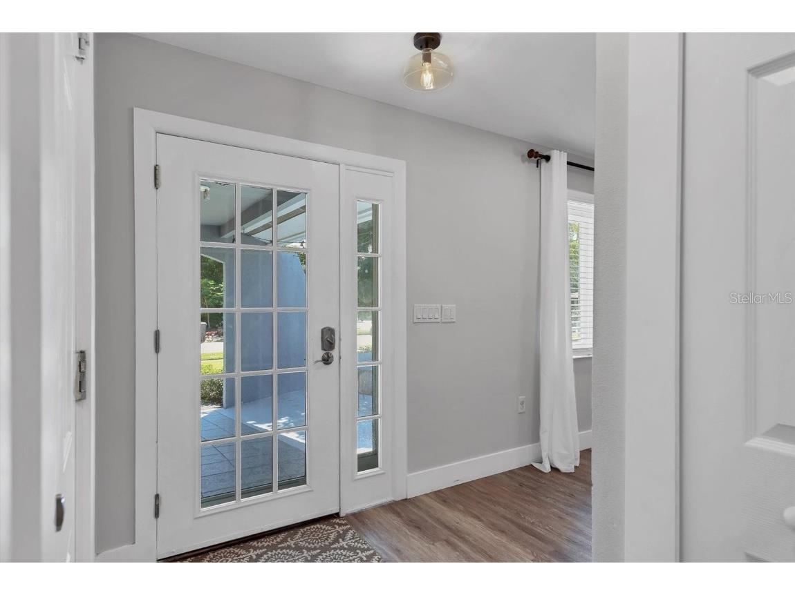 147 Adair Avenue Sarasota FL 34243 A4666450 image5