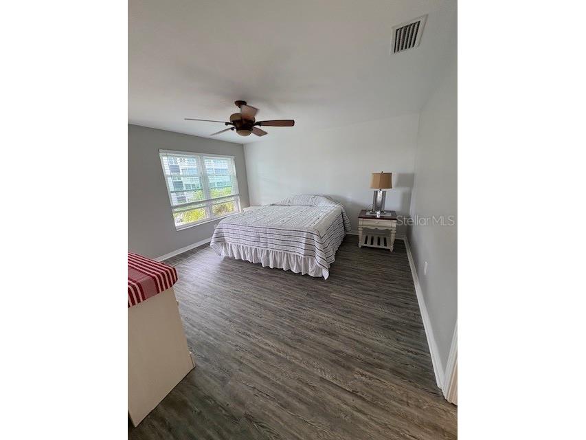 147 Bluff View Drive #303 Belleair Bluffs FL 33770 TB8442899 image12