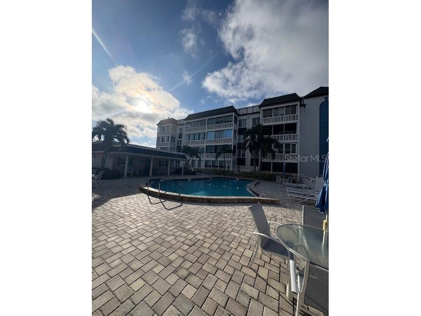 147 Bluff View Drive #303 Belleair Bluffs FL 33770 TB8442899 image21