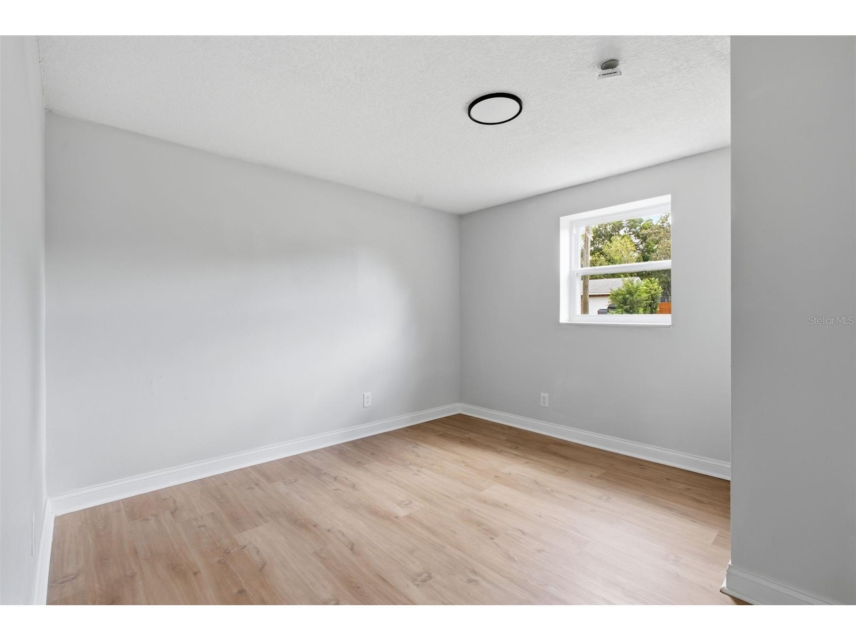 147 Colomba Road Debary FL 32713 V4950110 image18
