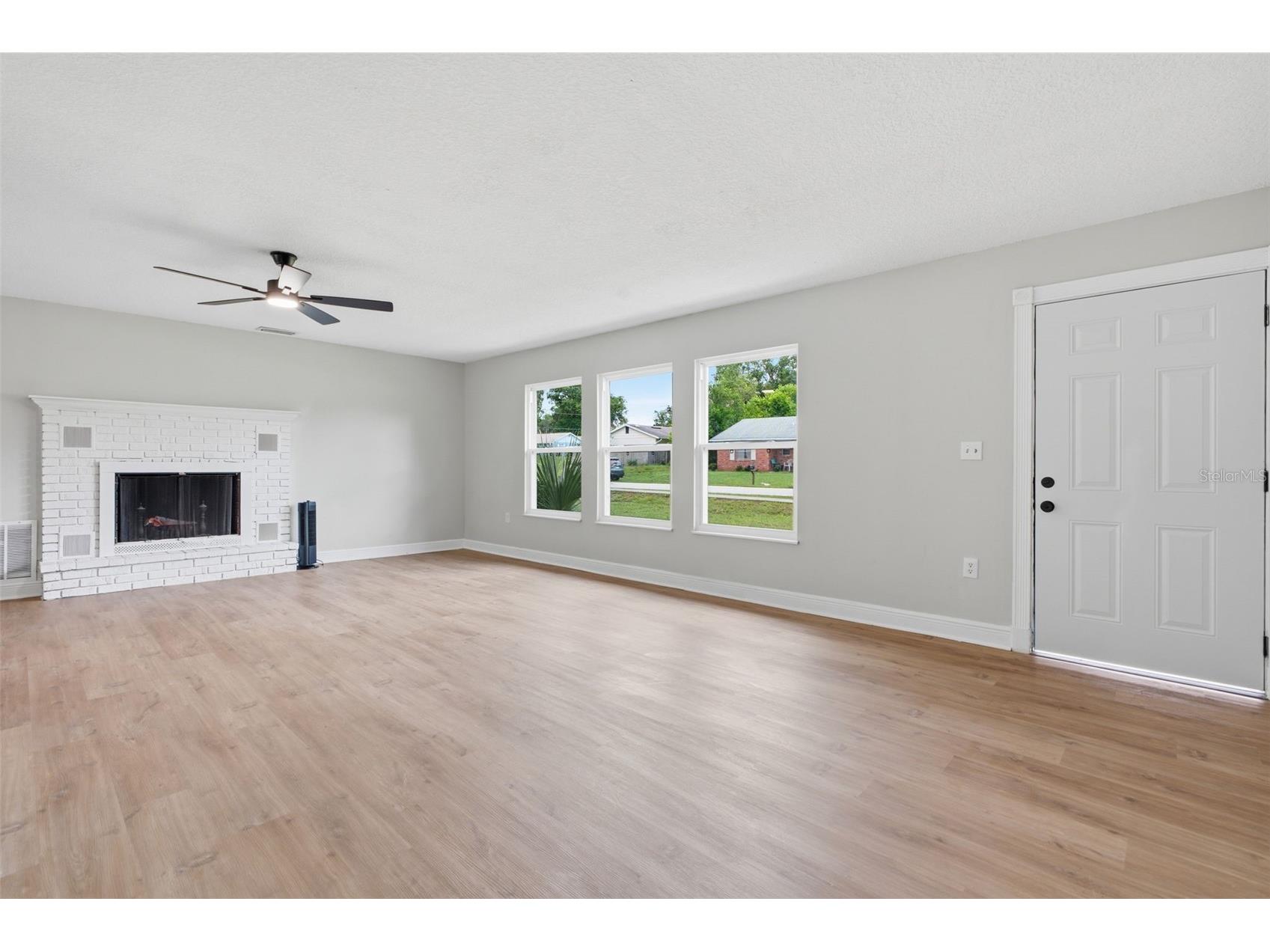 147 Colomba Road Debary FL 32713 V4950110 image4