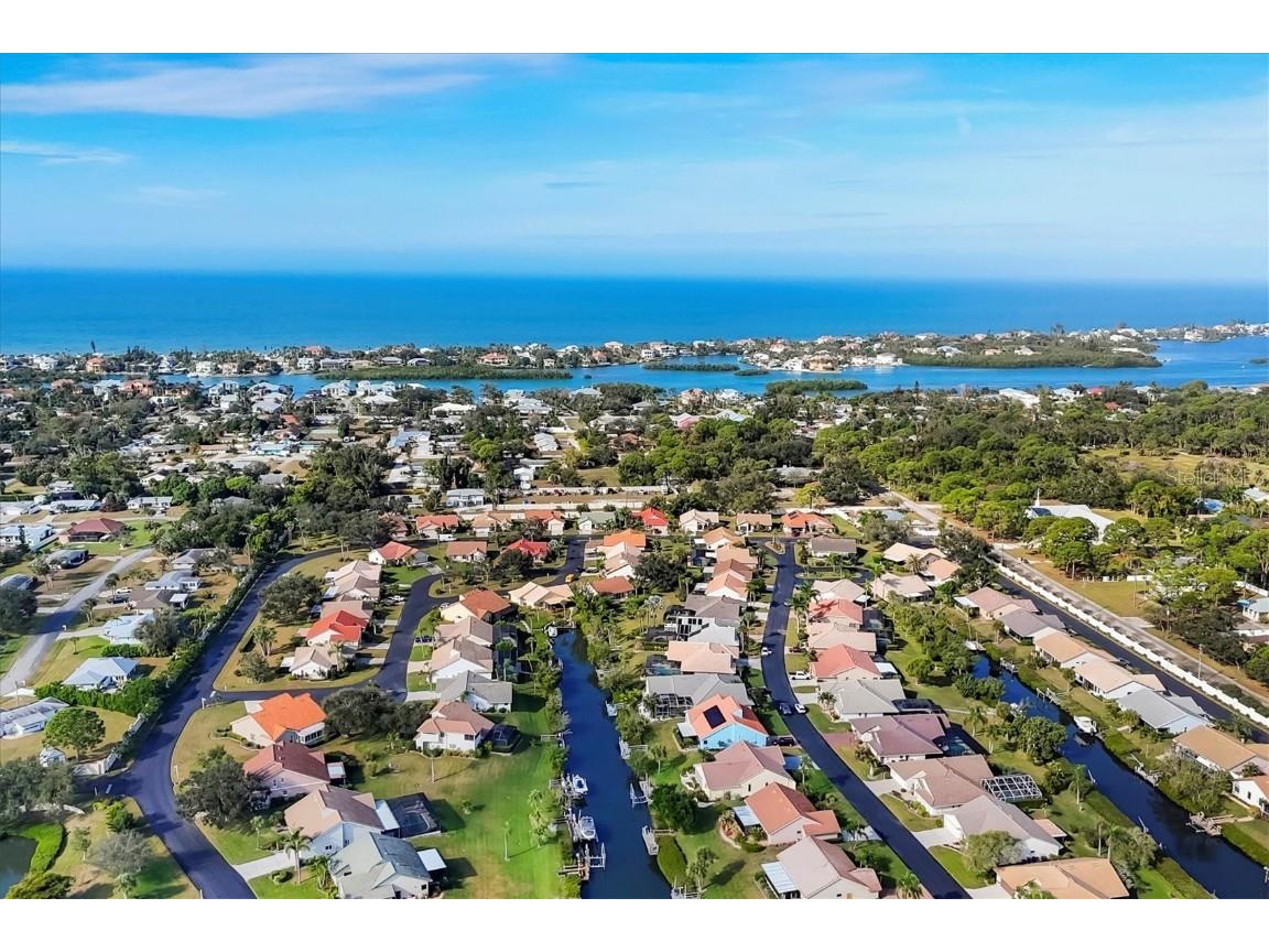 147 Inlets Boulevard #147 Nokomis FL 34275 A4674340 image41