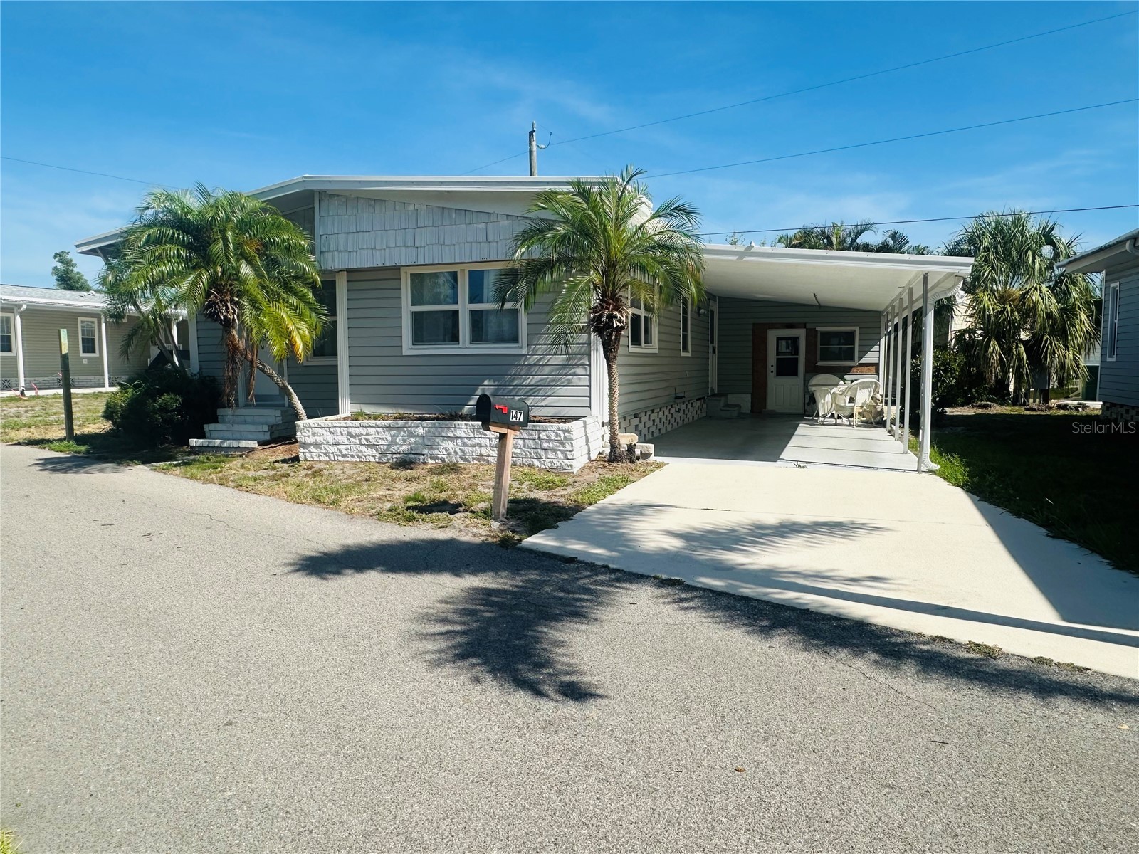 147 Maui Drive Palmetto FL 34221 A4696225 image2