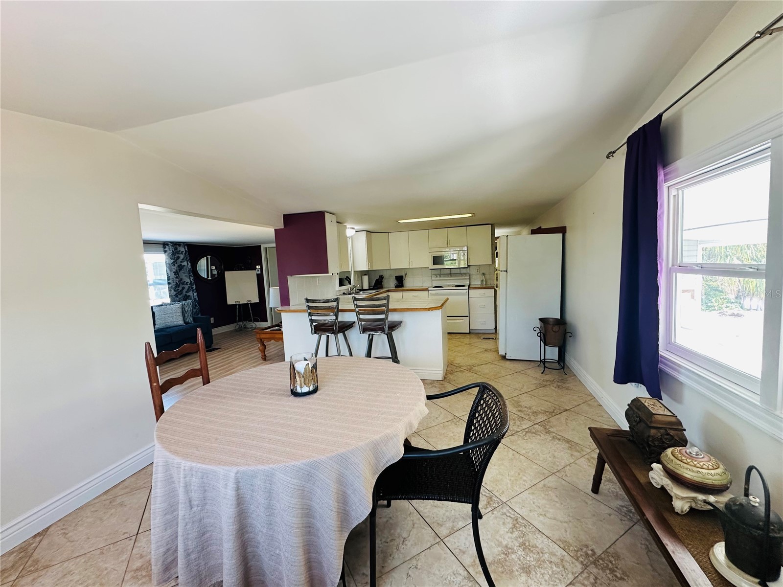 147 Maui Drive Palmetto FL 34221 A4696225 image8