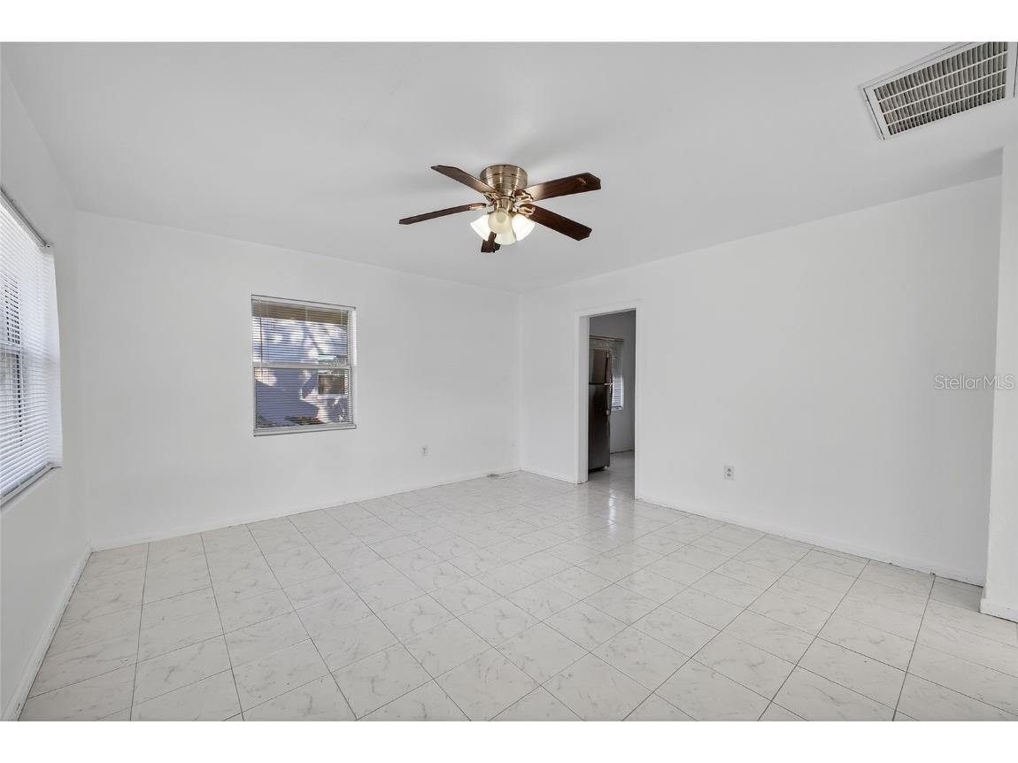 147 Palm Drive Winter Haven FL 33880 L4957030 image2