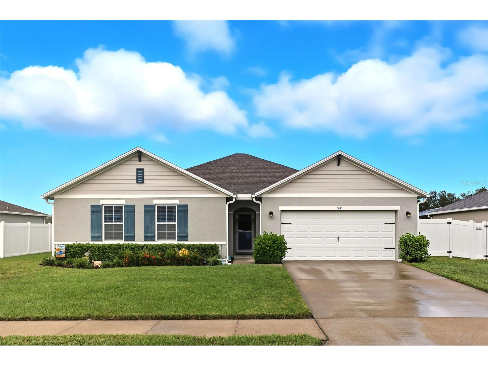 147 Rip Cord Lane Deland FL 32724 V4945228 image1