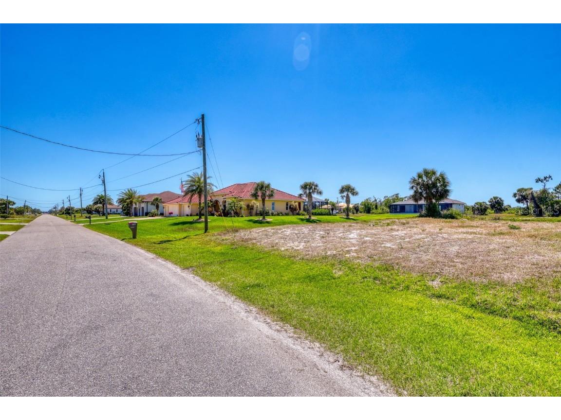 147 Tournament Road Rotonda West FL 33947 C7508450 image4