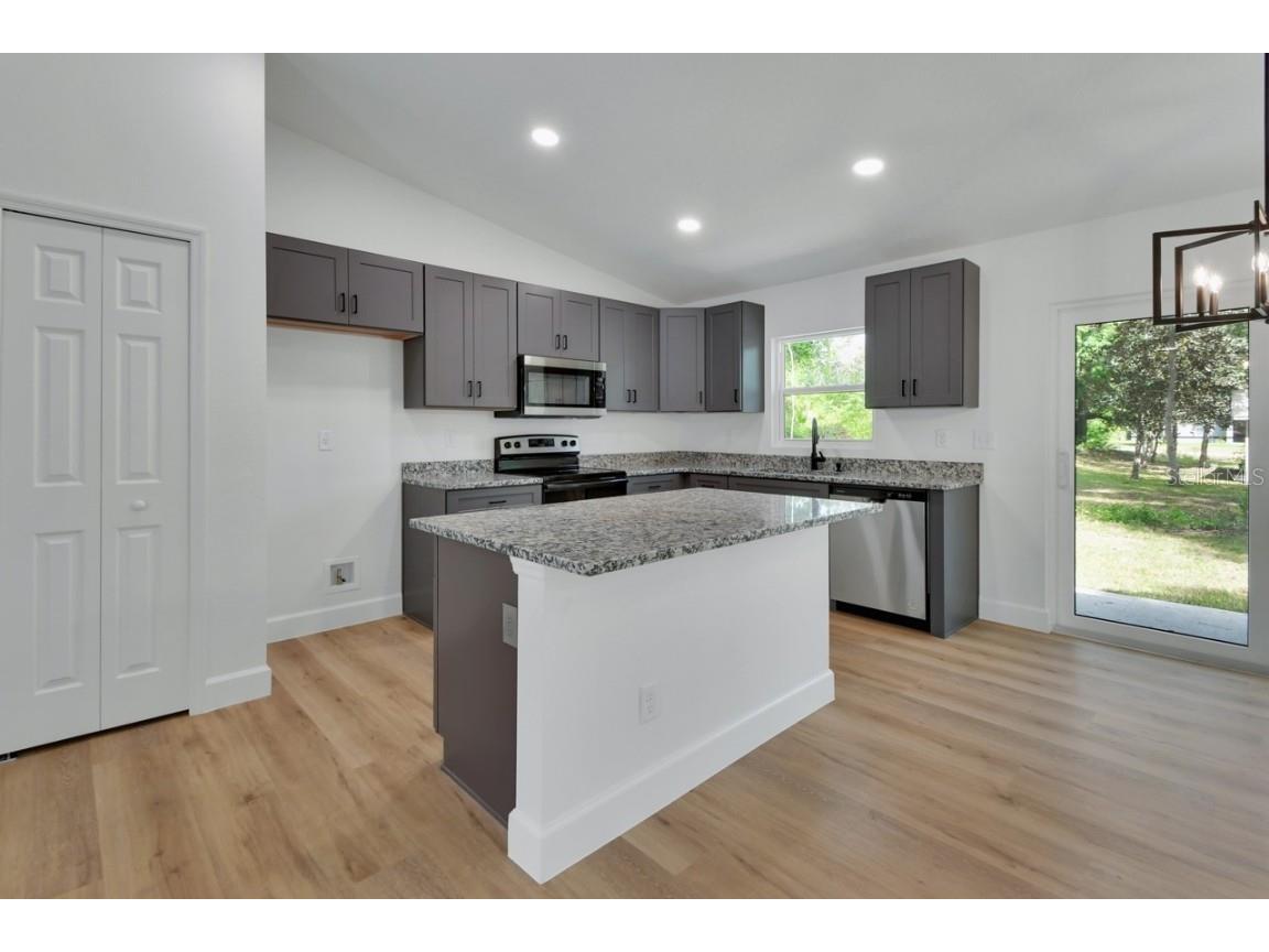 147 Waldor Avenue Orange City FL 32763 V4945759 image6