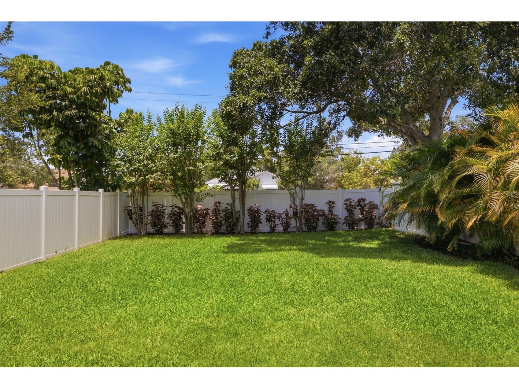 1470 28th Avenue N Saint Petersburg FL 33704 TB8516745 image32