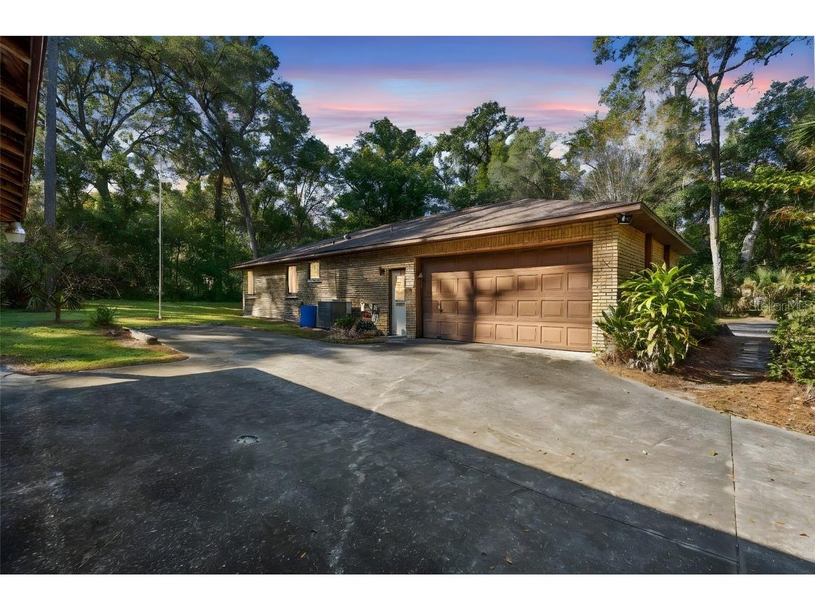 1470 Alden Street Deland FL 32720 V4946041 image25