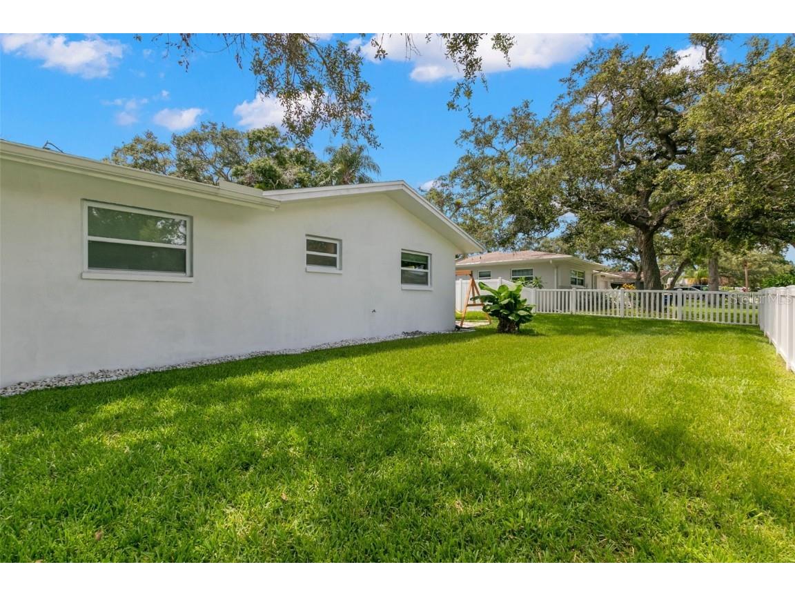 1470 Ridgelane Road Clearwater FL 33755 TB8421423 image33