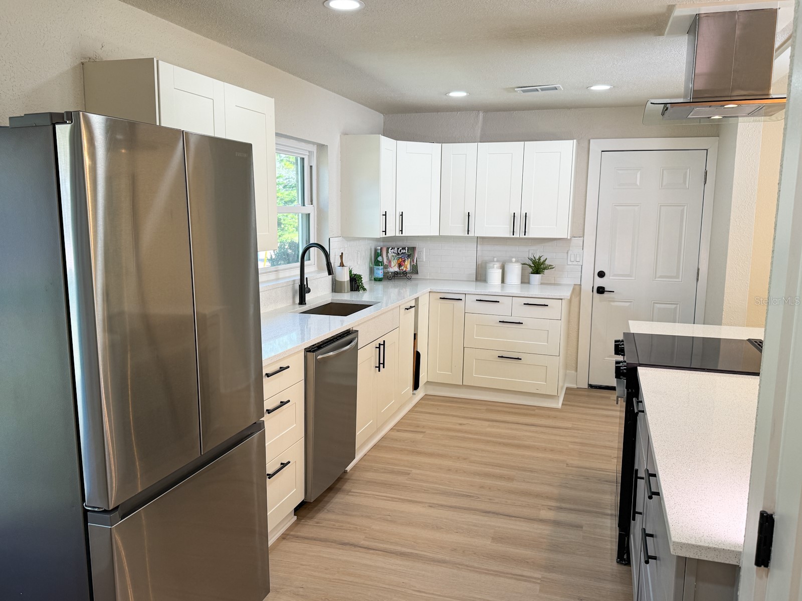 1470 Serpentine Drive S Saint Petersburg FL 33705 TB8475705 image7