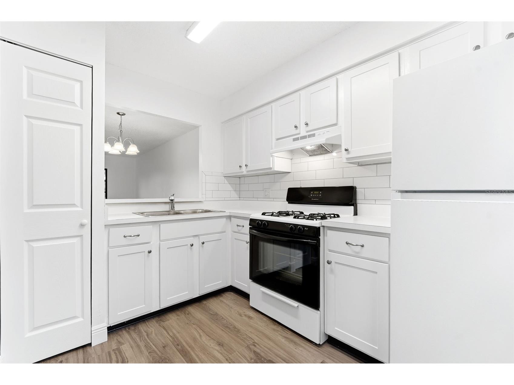 1471 Mission Drive E Clearwater FL 33759 TB8456187 image3