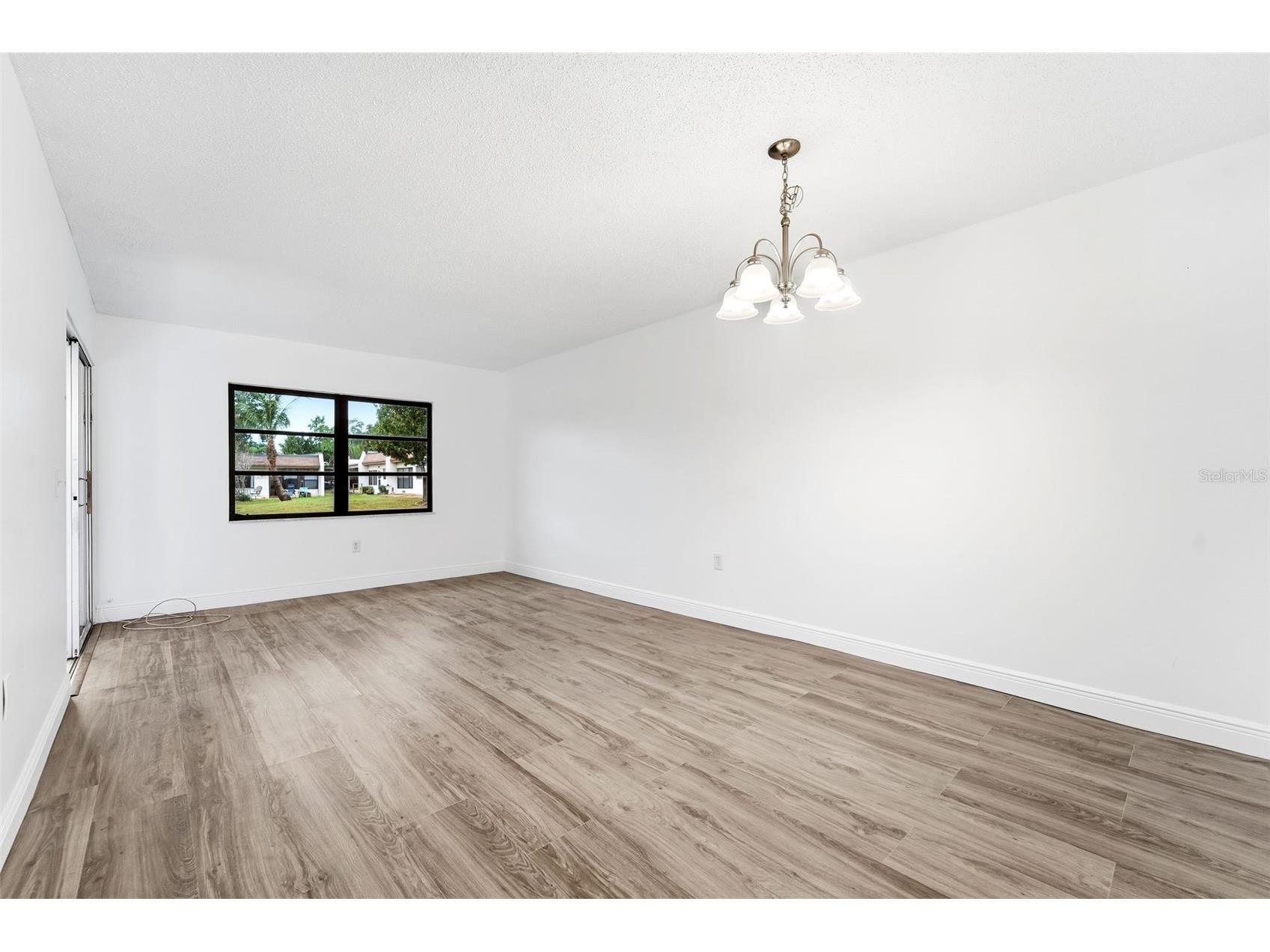 1471 Mission Drive E Clearwater FL 33759 TB8456187 image5