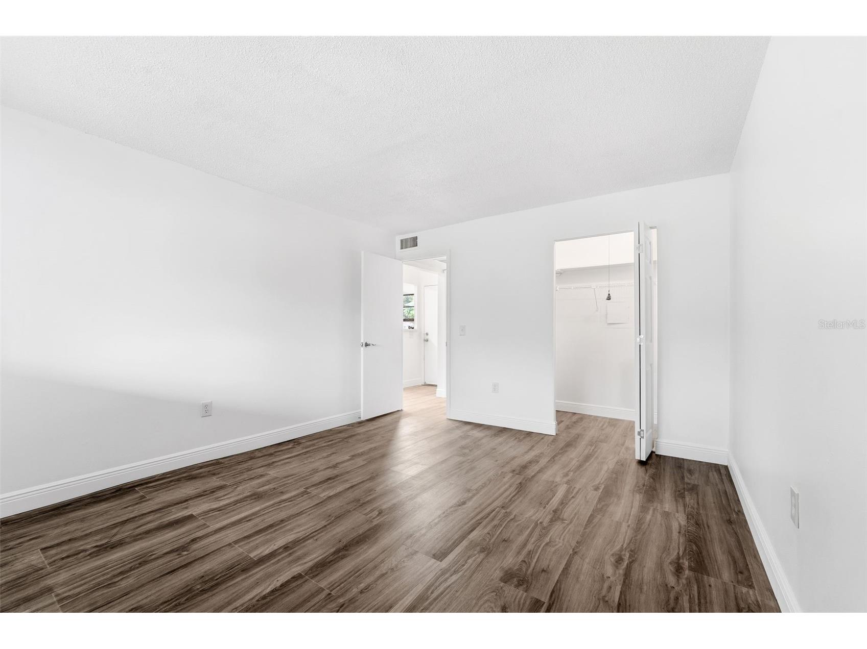 1471 Mission Drive E Clearwater FL 33759 TB8456187 image9