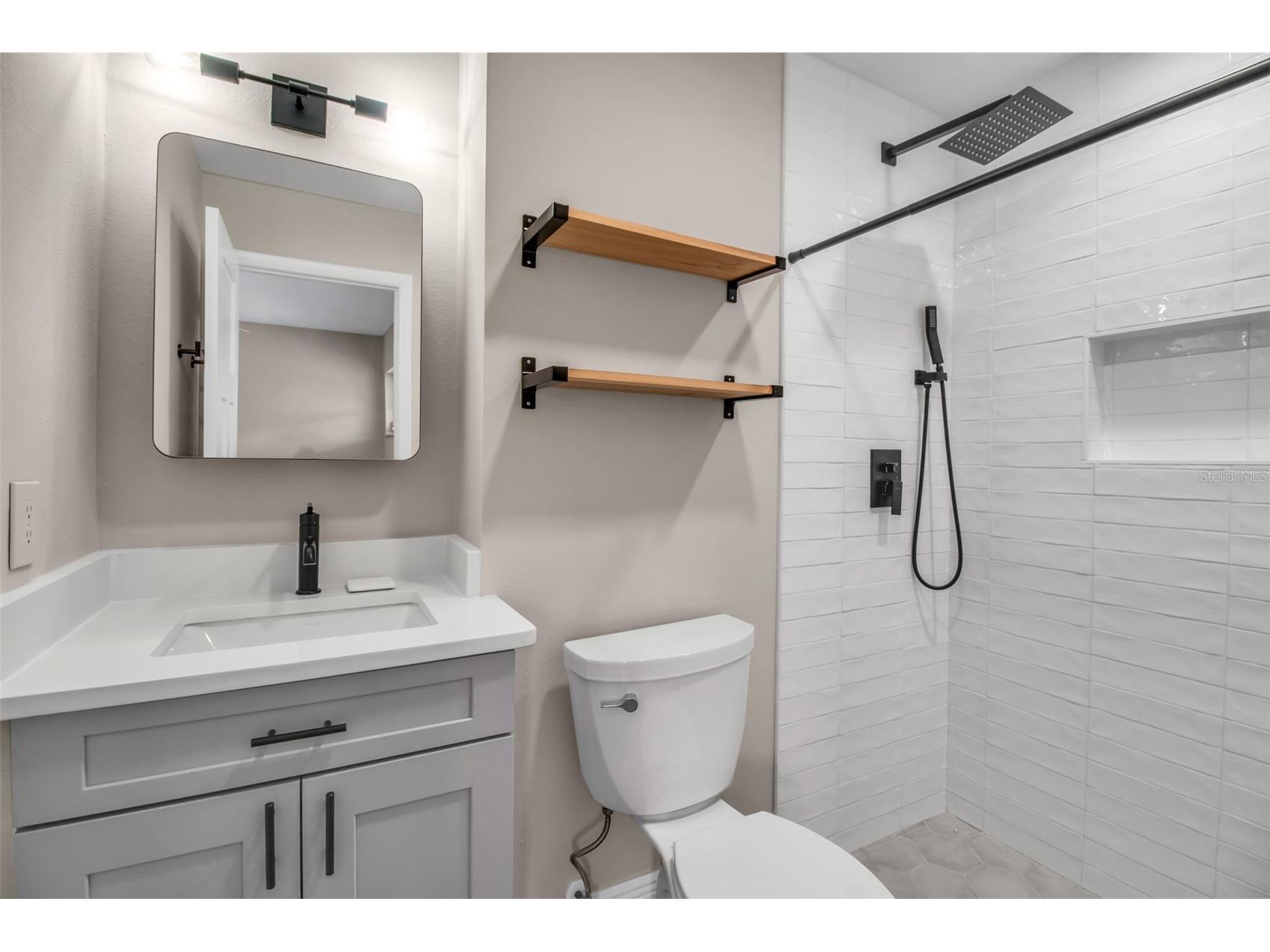 1471 Southland Road Venice FL 34293 A4678402 image45