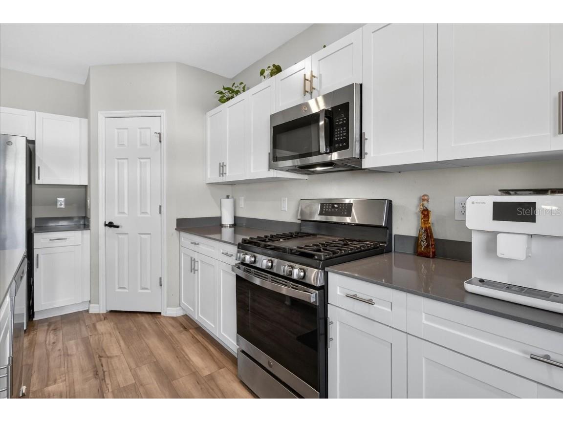 14716 Gallop Run Drive Lithia FL 33547 TB8437086 image12