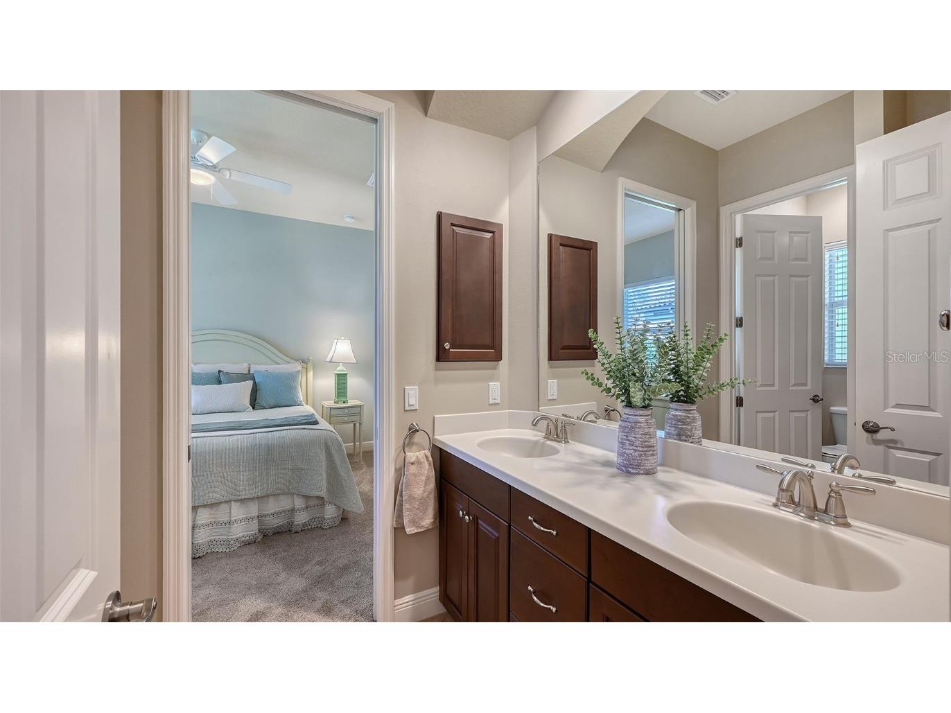 14718 Secret Harbor Place Lakewood Ranch FL 34202 A4665088 image32