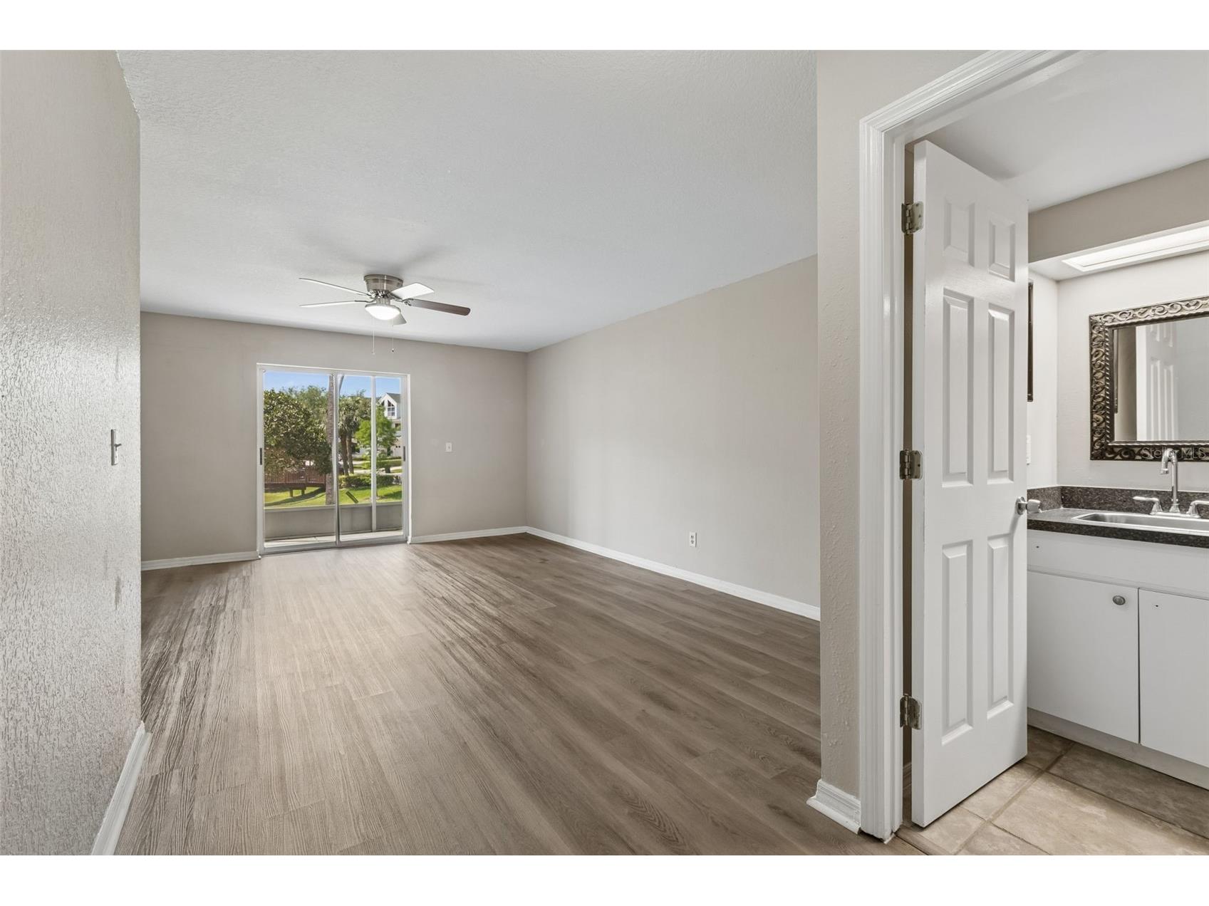 14718 Seminole Trail Seminole FL 33776 TB8498642 image14